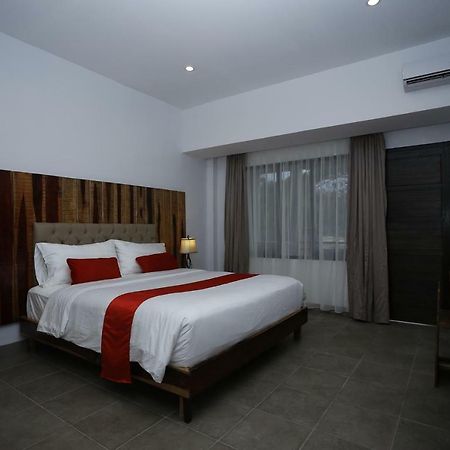 Kahyangan Resort Singkawang Luaran gambar