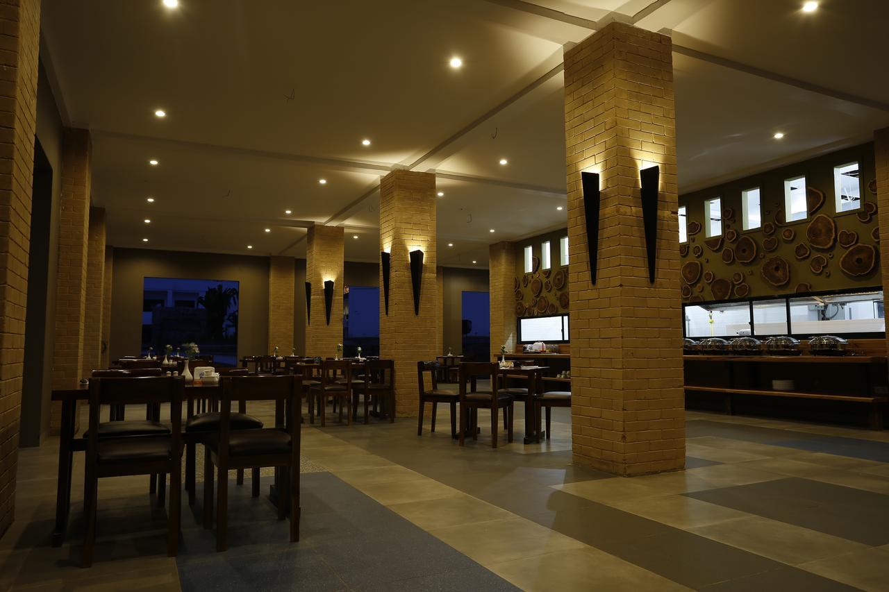 Kahyangan Resort Singkawang Luaran gambar