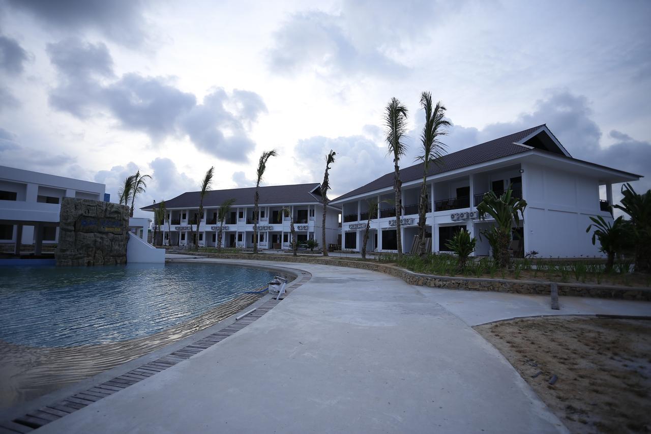 Kahyangan Resort Singkawang Luaran gambar