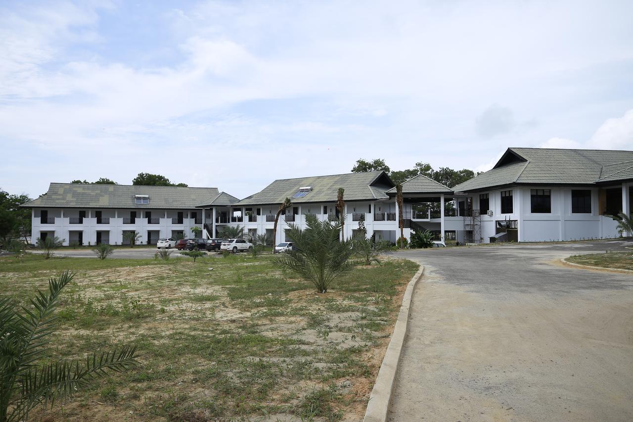 Kahyangan Resort Singkawang Luaran gambar