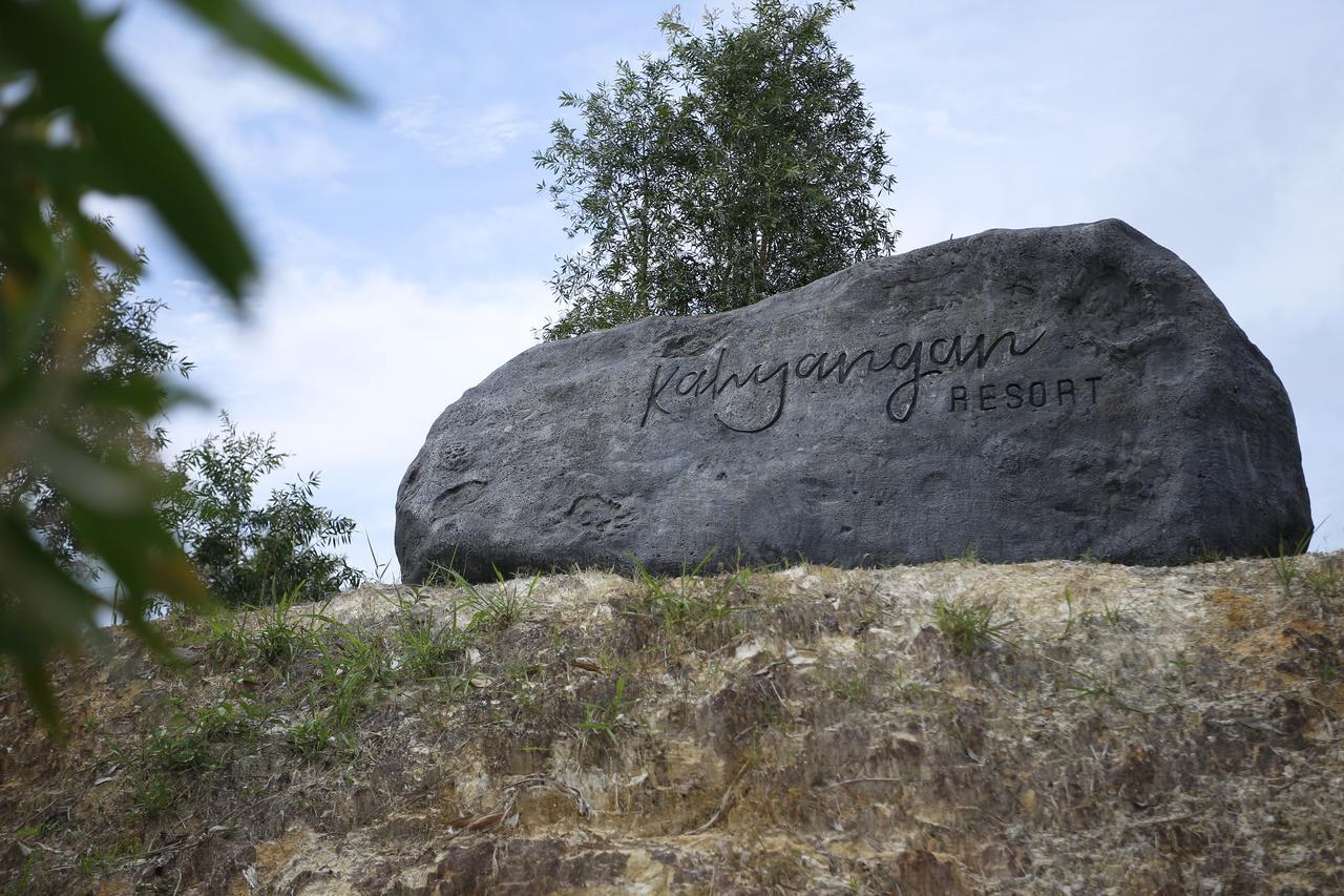 Kahyangan Resort Singkawang Luaran gambar