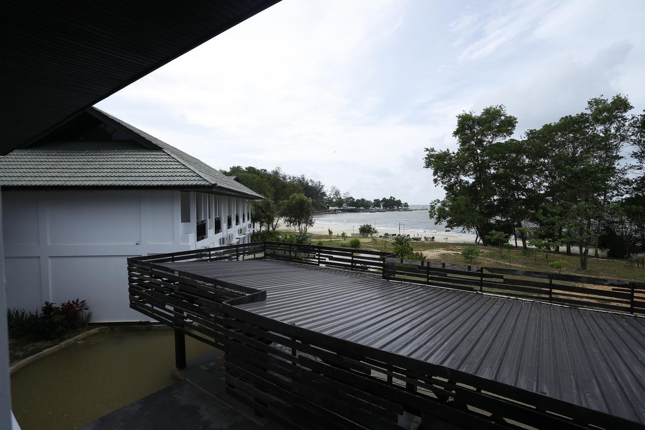 Kahyangan Resort Singkawang Luaran gambar