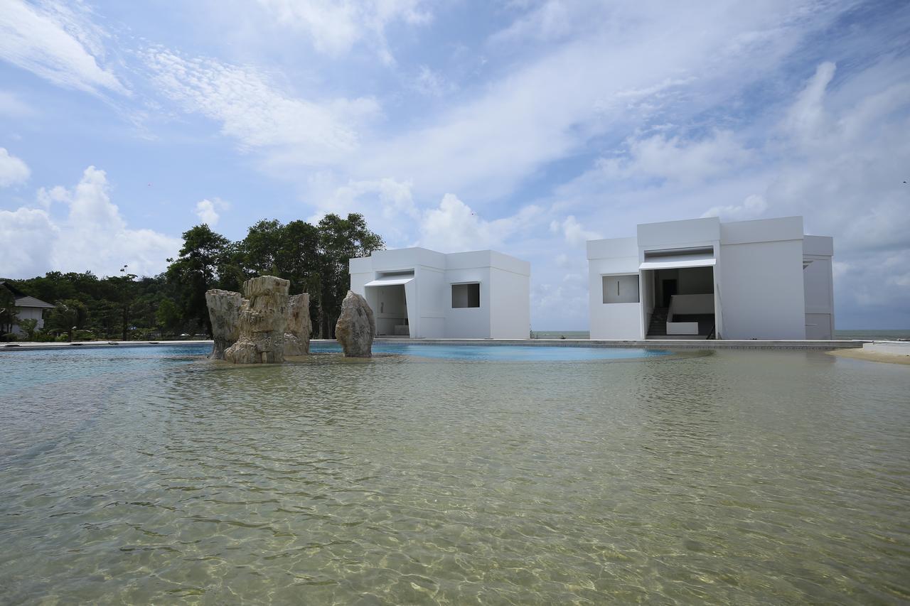 Kahyangan Resort Singkawang Luaran gambar